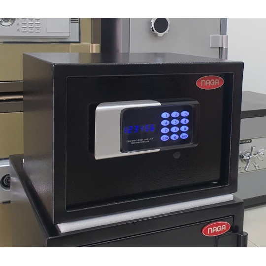 Két sắt khách sạn Naga TG250