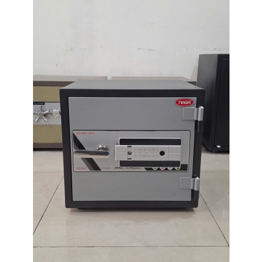 Két sắt vân tay NAGA NV8-42